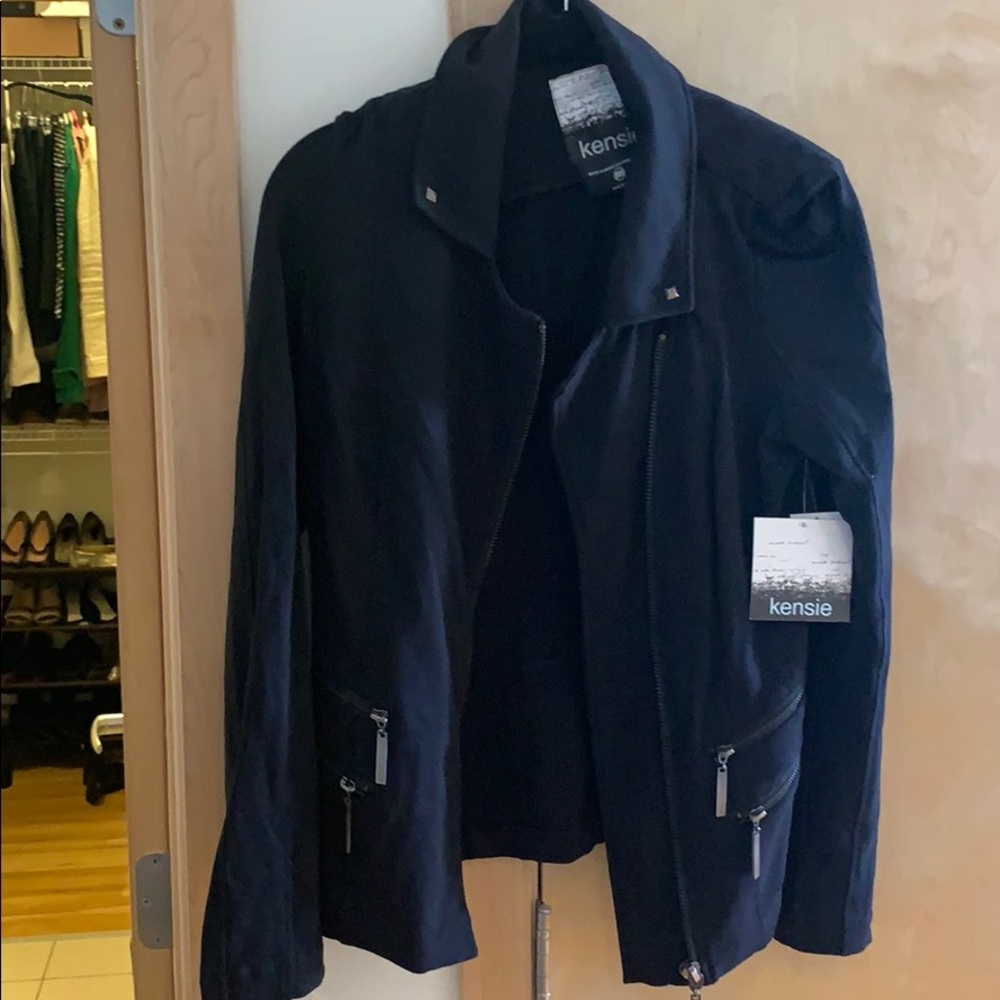 Light weight jacket